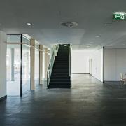 ArchitektInnen / KünstlerInnen: kub a Karl und Bremhorst Architekten<br>Projekt: Pflegeheim Pichling<br>Aufnahmedatum: 04/10<br>Format: digital<br>Lieferformat: Scan 300 dpi<br>Bestell-Nummer: 100407-10<br>