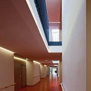 ArchitektInnen / KünstlerInnen: kub a Karl und Bremhorst Architekten<br>Projekt: Pflegeheim Pichling<br>Aufnahmedatum: 04/10<br>Format: digital<br>Lieferformat: Scan 300 dpi<br>Bestell-Nummer: 100407-29<br>