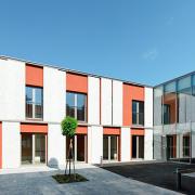 ArchitektInnen / KünstlerInnen: Johannes Zieser<br>Projekt: Landesklinikum Amstetten-Mauer Haus 44<br>Aufnahmedatum: 08/10<br>Format: digital<br>Bestell-Nummer: 100802-27<br>
