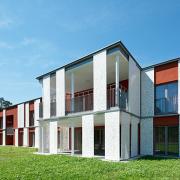 ArchitektInnen / KünstlerInnen: Johannes Zieser<br>Projekt: Landesklinikum Amstetten-Mauer Haus 44<br>Aufnahmedatum: 08/10<br>Format: digital<br>Bestell-Nummer: 100802-05<br>