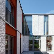 ArchitektInnen / KünstlerInnen: Johannes Zieser<br>Projekt: Landesklinikum Amstetten-Mauer Haus 44<br>Aufnahmedatum: 08/10<br>Format: digital<br>Bestell-Nummer: 100802-15<br>