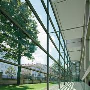 ArchitektInnen / KünstlerInnen: lichtblauwagner architekten generalplaner zt gmbh<br>Projekt: Krankenpflegeschule KFJ-Spital<br>Aufnahmedatum: 08/10<br>Format: digital<br>Bestell-Nummer: 100804-17<br>