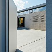 ArchitektInnen / KünstlerInnen: gharakhanzadeh sandbichler architekten zt gmbh<br>Projekt: Haus L.<br>Aufnahmedatum: 06/11<br>Format: digital<br>Lieferformat: Digital<br>Bestell-Nummer: 110629-19<br>