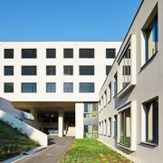 ArchitektInnen / KünstlerInnen: Wolfgang Weidinger<br>Projekt: Landesberufsschule Waldegg<br>Format: digital<br>Lieferformat: Digital<br>Bestell-Nummer: 130822-10<br>
