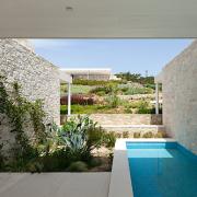 ArchitektInnen / KünstlerInnen: GERNER GERNER PLUS<br>Projekt: Haus auf Kreta<br>Format: digital<br>Lieferformat: Digital<br>Bestell-Nummer: 1800529-20<br>