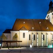 ArchitektInnen / KünstlerInnen: g.o.y.a.<br>Projekt: Kirche Purgstall und Vorplatz<br>Format: digital<br>Lieferformat: Digital<br>Bestell-Nummer: 201026-20<br>