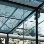 ArchitektInnen / KünstlerInnen: Bulant & Wailzer Architekturstudio<br>Projekt: garden room in glass<br>Aufnahmedatum: 04/03<br>Format: 6x9cm C-Dia<br>Lieferformat: Dia-Duplikat, Scan 300 dpi<br>Bestell-Nummer: 030424-10<br>