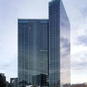 ArchitektInnen / KünstlerInnen: Massimiliano Fuksas<br>Projekt: Vienna Twin Tower<br>Aufnahmedatum: 03/01<br>Format: 6x9cm C-Dia<br>Lieferformat: Dia-Duplikat<br>Bestell-Nummer: 010320-03<br>