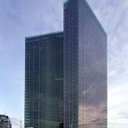 ArchitektInnen / KünstlerInnen: Massimiliano Fuksas<br>Projekt: Vienna Twin Tower<br>Aufnahmedatum: 03/01<br>Format: 6x9cm C-Dia<br>Lieferformat: Dia-Duplikat<br>Bestell-Nummer: 010320-04<br>