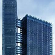 ArchitektInnen / KünstlerInnen: Massimiliano Fuksas<br>Projekt: Vienna Twin Tower<br>Aufnahmedatum: 03/01<br>Format: 6x9cm C-Dia<br>Lieferformat: Dia-Duplikat<br>Bestell-Nummer: 010320-06<br>