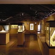 ArchitektInnen / KünstlerInnen: Götz Hagmüller<br>Projekt: Patan-Museum<br>Aufnahmedatum: 04/97<br>Format: 6x9cm C-Dia<br>Lieferformat: Dia-Duplikat, 500px<br>Bestell-Nummer: 970400-79<br>
