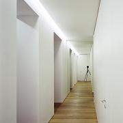 ArchitektInnen / KünstlerInnen: BEHF Architects Ebner Hasenauer Ferenczy ZT GmbH<br>Projekt: Wohnung Rutter<br>Aufnahmedatum: 07/01<br>Format: 6x9cm C-Neg<br>Lieferformat: C-Print, Scan 300 dpi<br>Bestell-Nummer: 010719-07A<br>