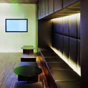 ArchitektInnen / KünstlerInnen: BEHF Architects Ebner Hasenauer Ferenczy ZT GmbH<br>Projekt: Restaurant Fabios<br>Aufnahmedatum: 09/02<br>Format: 6x9cm C-Neg<br>Lieferformat: Scan 300 dpi<br>Bestell-Nummer: 020905-05<br>