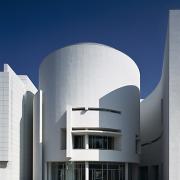 ArchitektInnen / KünstlerInnen: Richard Meier<br>Projekt: Museum of Contemporary Art<br>Format: 6x7cm C-Dia<br>Lieferformat: Scan 300 dpi, SW-Print<br>Bestell-Nummer: 950700-17<br>