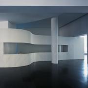 ArchitektInnen / KünstlerInnen: Richard Meier<br>Projekt: Museum of Contemporary Art<br>Aufnahmedatum: 07/95<br>Format: 6x9cm C-Dia<br>Lieferformat: SW-Print, Scan 300 dpi<br>Bestell-Nummer: 950700-19<br>