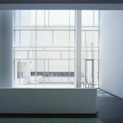 ArchitektInnen / KünstlerInnen: Richard Meier<br>Projekt: Museum of Contemporary Art<br>Aufnahmedatum: 07/95<br>Format: 6x7cm C-Dia<br>Lieferformat: Scan 300 dpi, SW-Print<br>Bestell-Nummer: 950700-33<br>