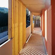 ArchitektInnen / KünstlerInnen: Johannes Zieser<br>Projekt: Wohnhausanlage Öhling<br>Aufnahmedatum: 11/05<br>Format: 6x9cm C-Dia<br>Lieferformat: Dia-Duplikat, Scan 300 dpi<br>Bestell-Nummer: 051108-08<br>