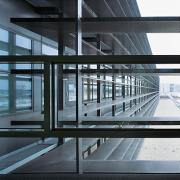 ArchitektInnen / KünstlerInnen: Andreas Treusch<br>Projekt: ACC Air Cargo Center<br>Aufnahmedatum: 01/06<br>Format: 6x9cm C-Dia<br>Lieferformat: Dia-Duplikat, Scan 300 dpi<br>Bestell-Nummer: 060113-17<br>