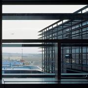ArchitektInnen / KünstlerInnen: Andreas Treusch<br>Projekt: ACC Air Cargo Center<br>Aufnahmedatum: 01/06<br>Format: 6x9cm C-Dia<br>Lieferformat: Dia-Duplikat, Scan 300 dpi<br>Bestell-Nummer: 060113-19<br>