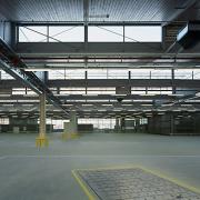ArchitektInnen / KünstlerInnen: Andreas Treusch<br>Projekt: ACC Air Cargo Center<br>Aufnahmedatum: 01/06<br>Format: 6x9cm C-Dia<br>Lieferformat: Dia-Duplikat, Scan 300 dpi<br>Bestell-Nummer: 060113-24<br>