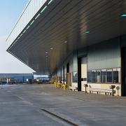 ArchitektInnen / KünstlerInnen: Andreas Treusch<br>Projekt: ACC Air Cargo Center<br>Aufnahmedatum: 01/06<br>Format: 6x9cm C-Dia<br>Lieferformat: Dia-Duplikat, Scan 300 dpi<br>Bestell-Nummer: 060113-30<br>
