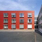 ArchitektInnen / KünstlerInnen: Johannes Zieser<br>Projekt: Seniorenheim Stockerau<br>Aufnahmedatum: 06/06<br>Format: 6x9cm C-Dia<br>Lieferformat: Dia-Duplikat, Scan 300 dpi<br>Bestell-Nummer: 060417-15<br>